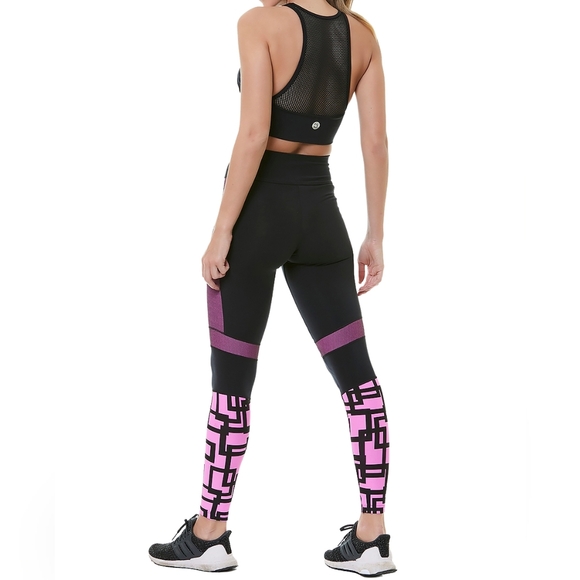 Black and Pink Geometric Women's Leggings - Picture 4 of 6